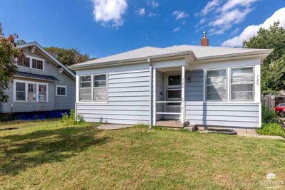 720 Bertrand Street, House other with 2 bedrooms, 2 bathrooms and null parking in Manhattan KS | Image 1