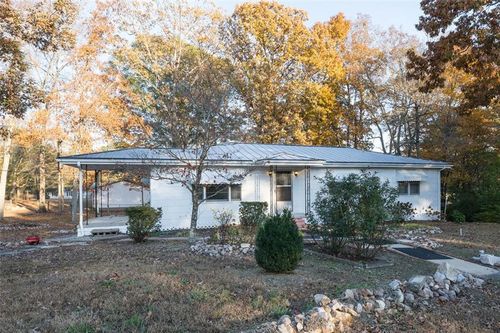 6822 Wallis Rd, Lithia Springs, GA, 30122-1608 | Card Image