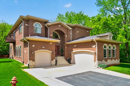 4 Dani Ln, Schaumburg, IL, 60173-6537 | Card Image
