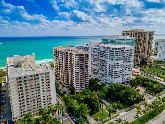 804 - 10175 Collins Ave, Condo with 3 bedrooms, 3 bathrooms and null parking in Bal Harbour FL | Image 43
