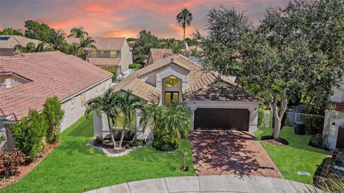 211 Cameron Ct, Weston, FL, 33326-3521 | Card Image