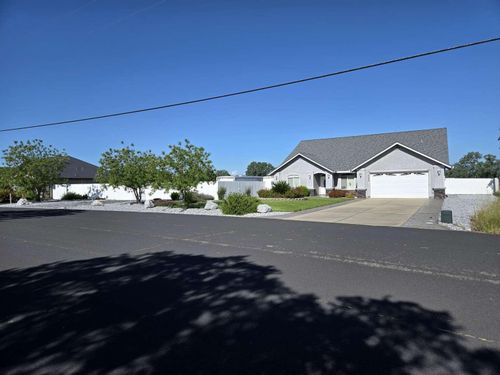 19229 Espinazo Way, Cottonwood, CA, 96022-8416 | Card Image