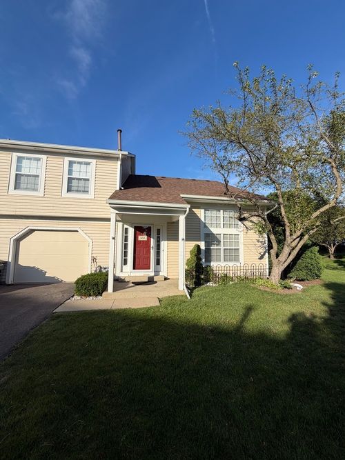 371 Wisteria Dr, Streamwood, IL, 60107-2264 | Card Image