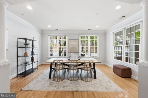 306 Oak Knoll Ter, ROCKVILLE, MD, 20850-7737 | Card Image