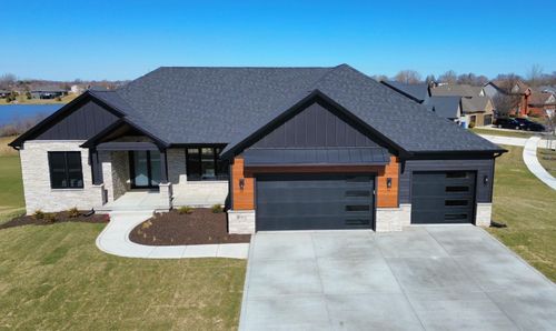 10102 Lakeview Dr, Saint John, IN, 46373-0688 | Card Image