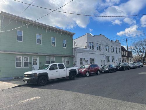 69-57 Wanser Ave, Inwood, NY, 11096-2305 | Card Image