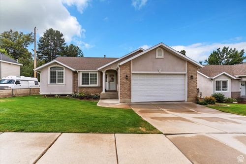 561 E 2550 N, North Ogden, UT, 84414-2829 | Card Image