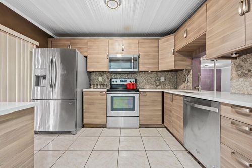 2001-4902 Nw 82nd Ave, Lauderhill, FL, 33351-5656 | Card Image