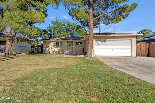 44119 Fig Ave, Lancaster, CA, 93534 | Card Image