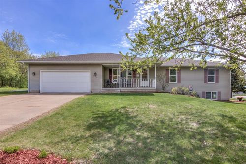 311 Glenwood Court, Chippewa Falls, WI, 54729 | Card Image