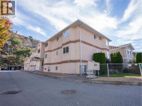7-3322 S Main St, Penticton, BC, V2A5J6 | Card Image