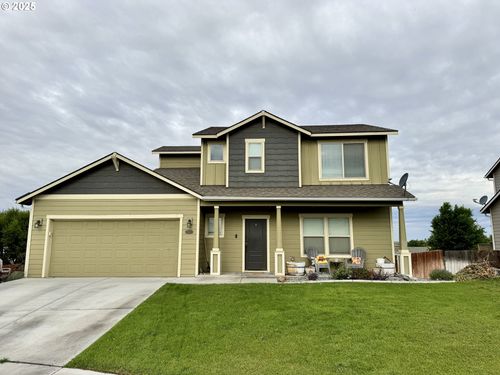 2122 Nw Dawn Dr, Hermiston, OR, 97838-1092 | Card Image