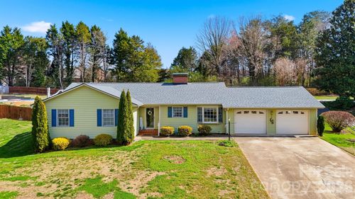 916 Plantation Dr, Lenoir, NC, 28645-3854 | Card Image
