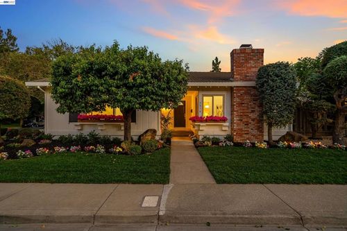 7516 Olive Dr, Pleasanton, CA, 94588-4846 | Card Image