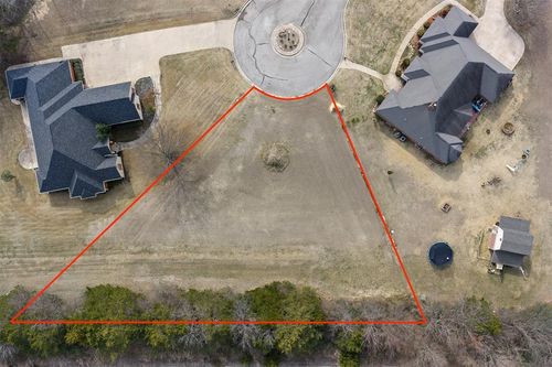 2205 Torrey Pnes, Ardmore, OK, 73401-2908 | Card Image