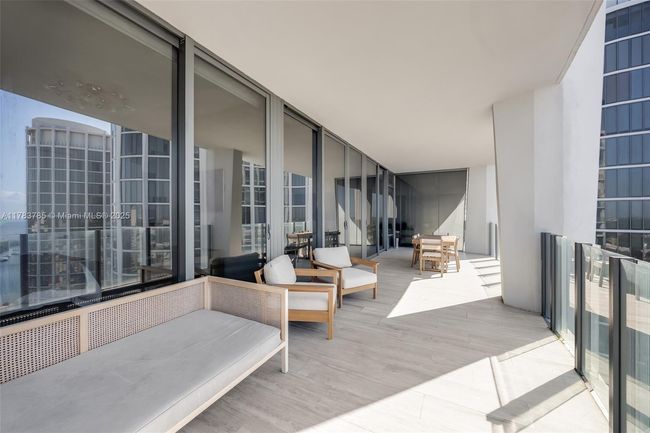 UNIT-1902 - 2831 S Bayshore Dr, Condo with 2 bedrooms, 2 bathrooms and null parking in Coconut Grove FL | Image 9