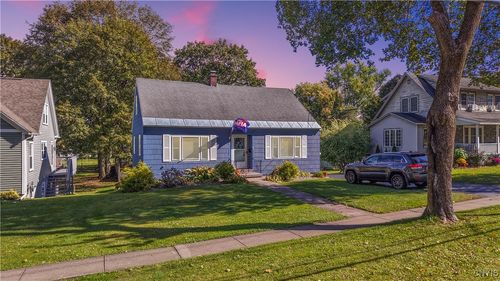 91 Oxford Rd, New Hartford, NY, 13413-2625 | Card Image