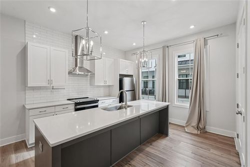 38-193 Chestnut Cir, Atlanta, GA, 30342-4351 | Card Image