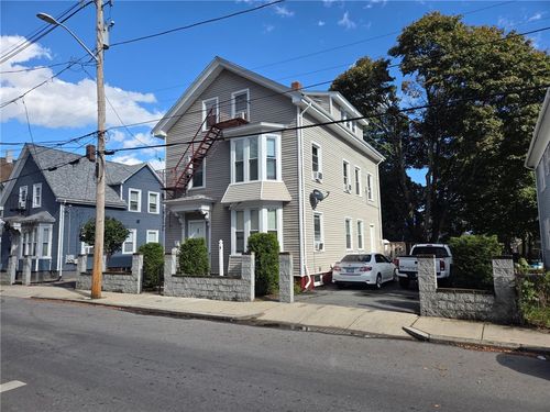 47 Alverson Ave, Providence, RI, 02909-5203 | Card Image