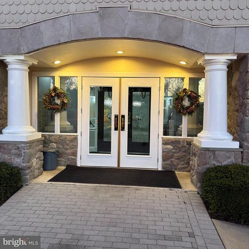 unit-403-2500 Waterside Dr, Frederick, MD, 21701-3237 | Card Image