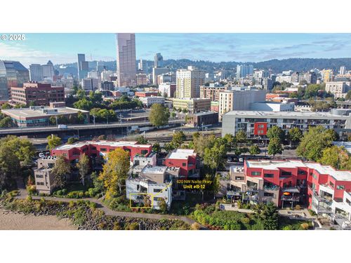 b12-620 Nw Naito Pkwy, Portland, OR, 97209-3757 | Card Image