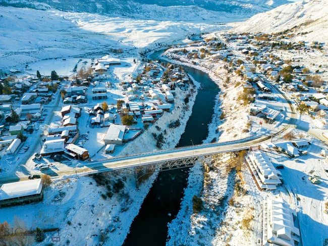 Gardiner and Yellowstone River in winter. | Image 25
