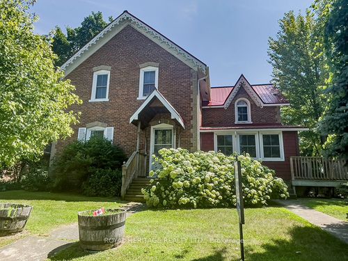 27 Bedford St, Westport, ON, K0G1X0 | Card Image