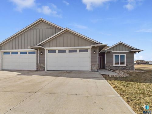 301 Granite Ave, Tea, SD, 57064-8231 | Card Image