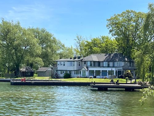 {{alt}} | Card Image