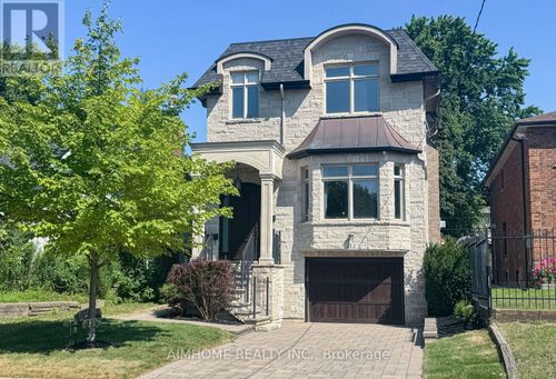 212 Hollywood Ave, North York, ON, M2N3K6 | Card Image