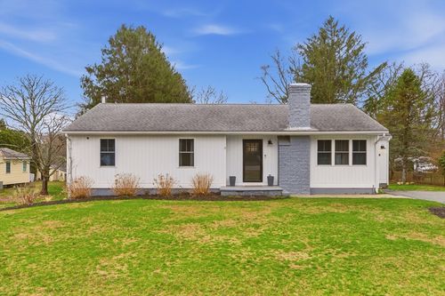 739 East Rd, Tiverton, RI, 02878-3504 | Card Image
