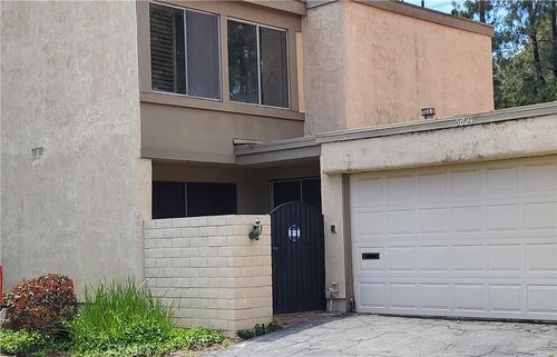 5624 E Vista Del Valle, Anaheim, CA, 92807-3835 | Card Image