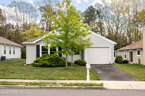 98 Pine Oak Blvd, Barnegat, NJ, 08005-3104 | Card Image