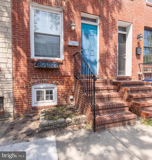 836 Kenwood Ave, BALTIMORE, MD, 21224-3838 | Card Image