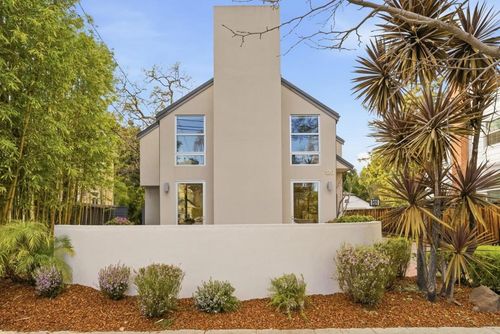 129 Lowell Ave, Palo Alto, CA, 94301-3722 | Card Image