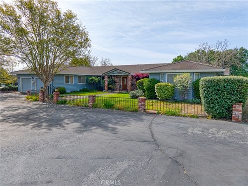 1901 Riggs Rd, Lakeport, CA, 95453-8736 | Card Image