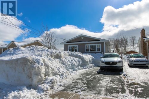 27 Glendale Ave, Mount Pearl, NL, A1N1N1 | Card Image