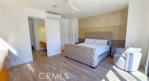 237 1st St, Huntington Beach, CA, 92648 | Card Image