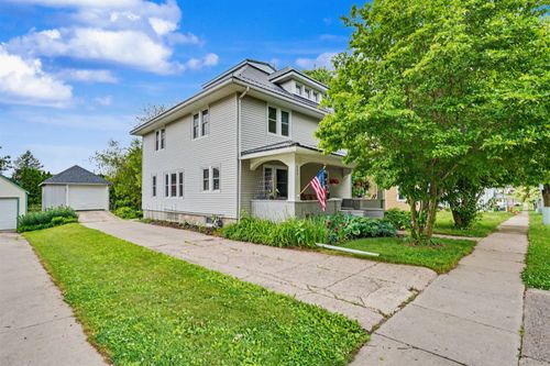 502 S Page St, Monona, IA, 52159-7624 | Card Image