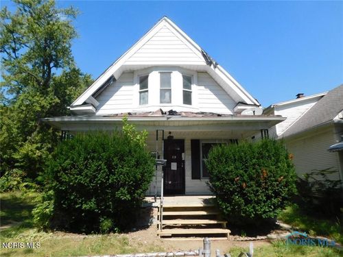 1510 Lincoln Ave, Toledo, OH, 43607-1812 | Card Image