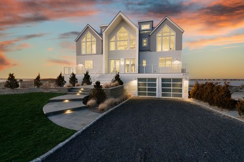 b-774 Dune Rd, Westhampton Beach, NY, 11978-2947 | Card Image