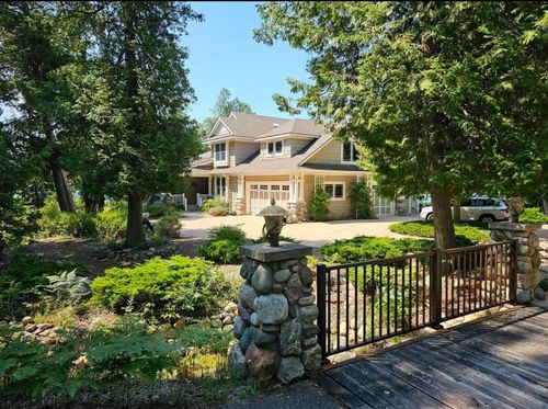 269 N East Torch Lake Dr, Central Lake, MI, 49622-9706 | Card Image