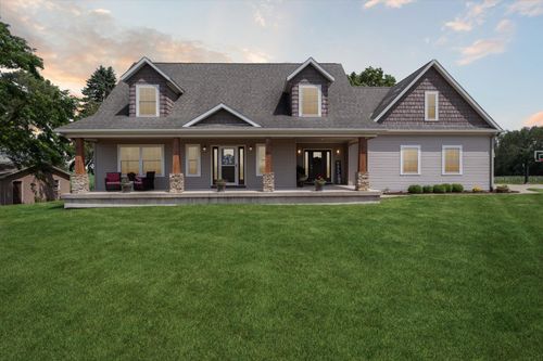 70413 Conrad Rd, Niles, MI, 49120-9776 | Card Image