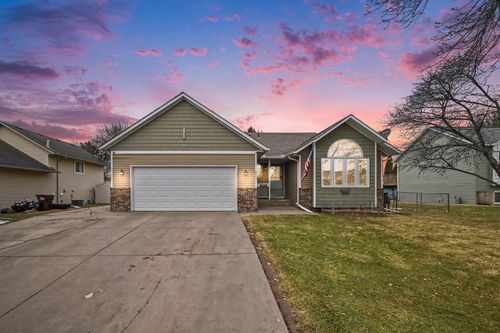 8068 Jody Avenue S, Cottage Grove, MN, 55016 | Card Image