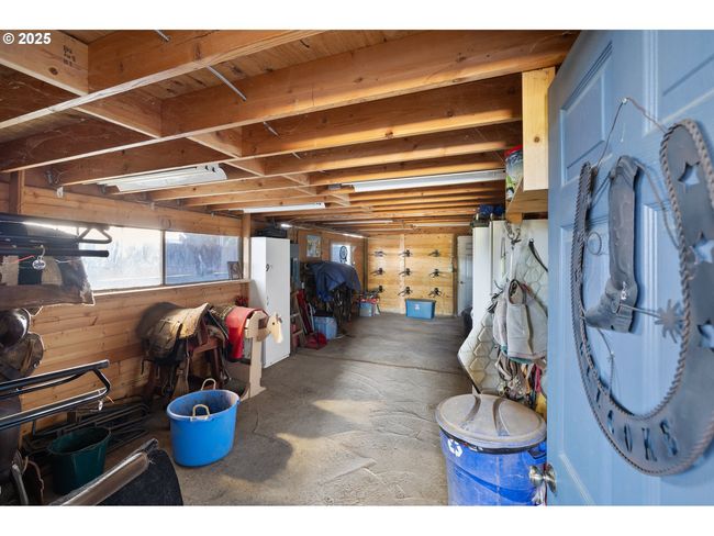 12430 S Oak Grove Rd, House other with 3 bedrooms, 4 bathrooms and 6 parking in Canby OR | Image 34