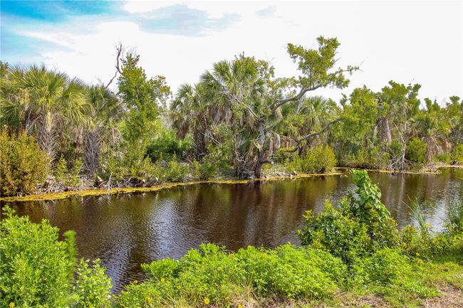 1057 Blue Heron Dr, House other with 2 bedrooms, 3 bathrooms and null parking in Sanibel FL | Image 28