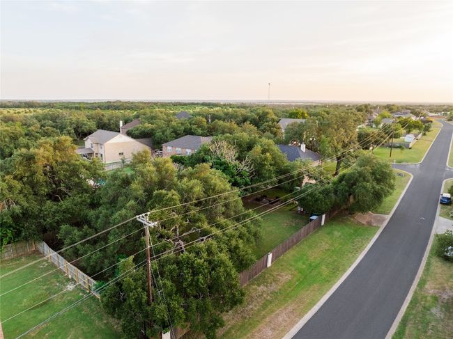 201 S Sumac Ln, House other with 3 bedrooms, 3 bathrooms and null parking in Georgetown TX | Image 31