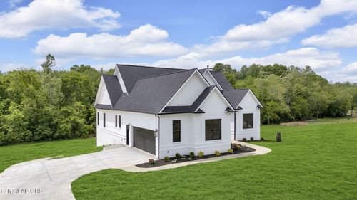 618 Winding Creek Way, Walland, TN, 37886-2169 | Card Image