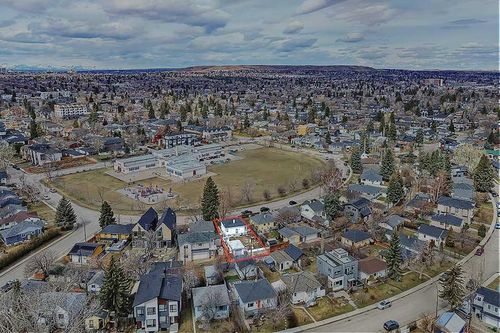 1914 5 St Ne, Calgary, AB, T2E3X5 | Card Image