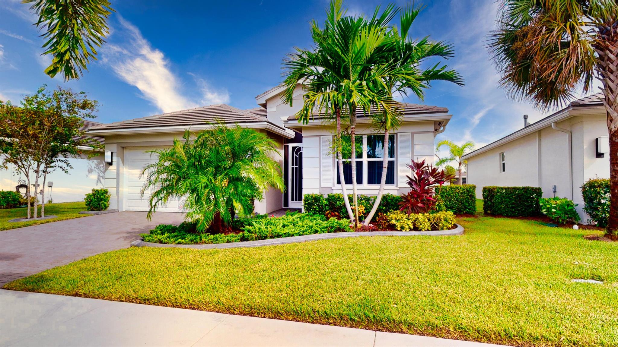 Willow Ln, Port Street Lucie, FL 34987